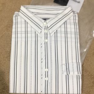 WilliWear/WilliSmith Button Down sz Medium Blouse